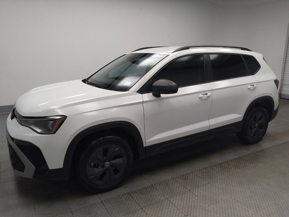 Used 2025 Volkswagen Taos S FWD image 2