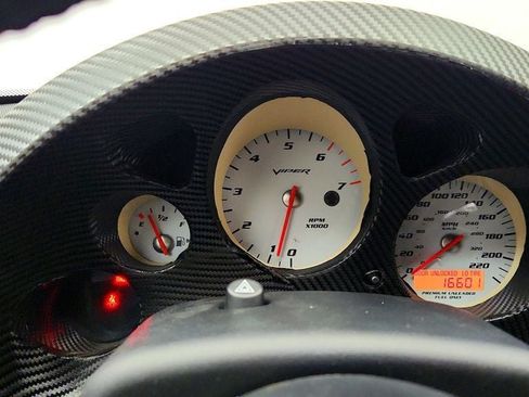 Used 2004 Dodge Viper SRT-10 RWD image 14