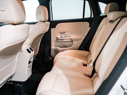 Used 2026 Mercedes-Benz GLA 250 image 17