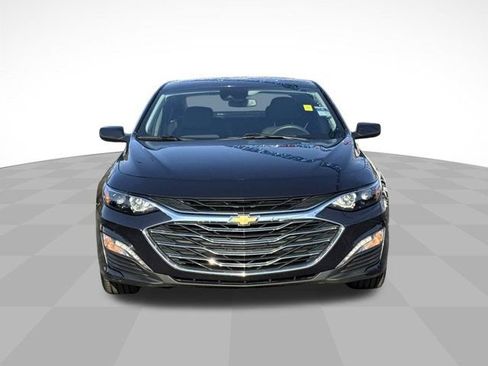 Used 2023 Chevrolet Malibu LT image 2