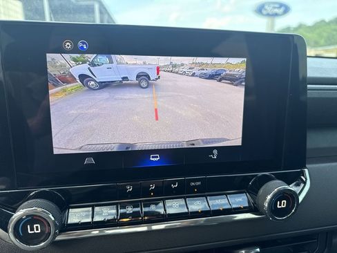 Used 2025 Chevrolet Colorado Trail Boss AWD/4WD image 13