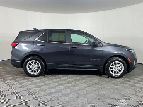 Used 2022 Chevrolet Equinox LT w/ Driver Convenience Package AWD/4WD image 5