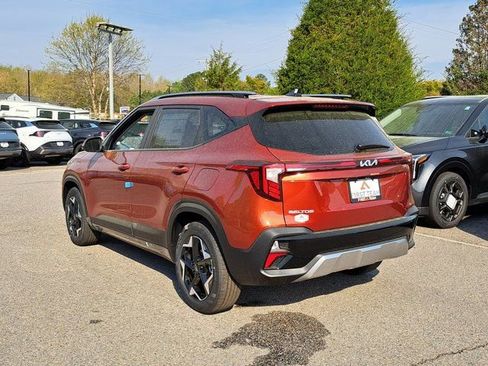 New 2026 Kia Seltos S FWD image 6