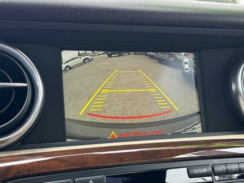 Used 2015 Mercedes-Benz SLK 350 image 18