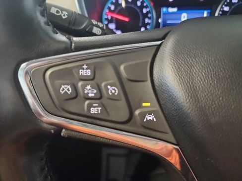 Used 2020 Chevrolet Equinox LT w/ Driver Convenience Package AWD/4WD image 26