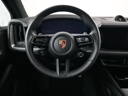 Certified 2026 Porsche Cayenne GTS AWD/4WD image 13