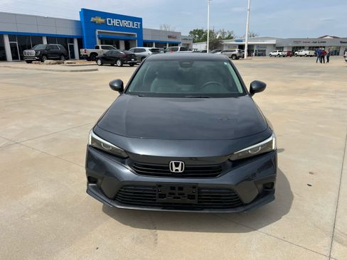 Used 2024 Honda Civic LX image 4