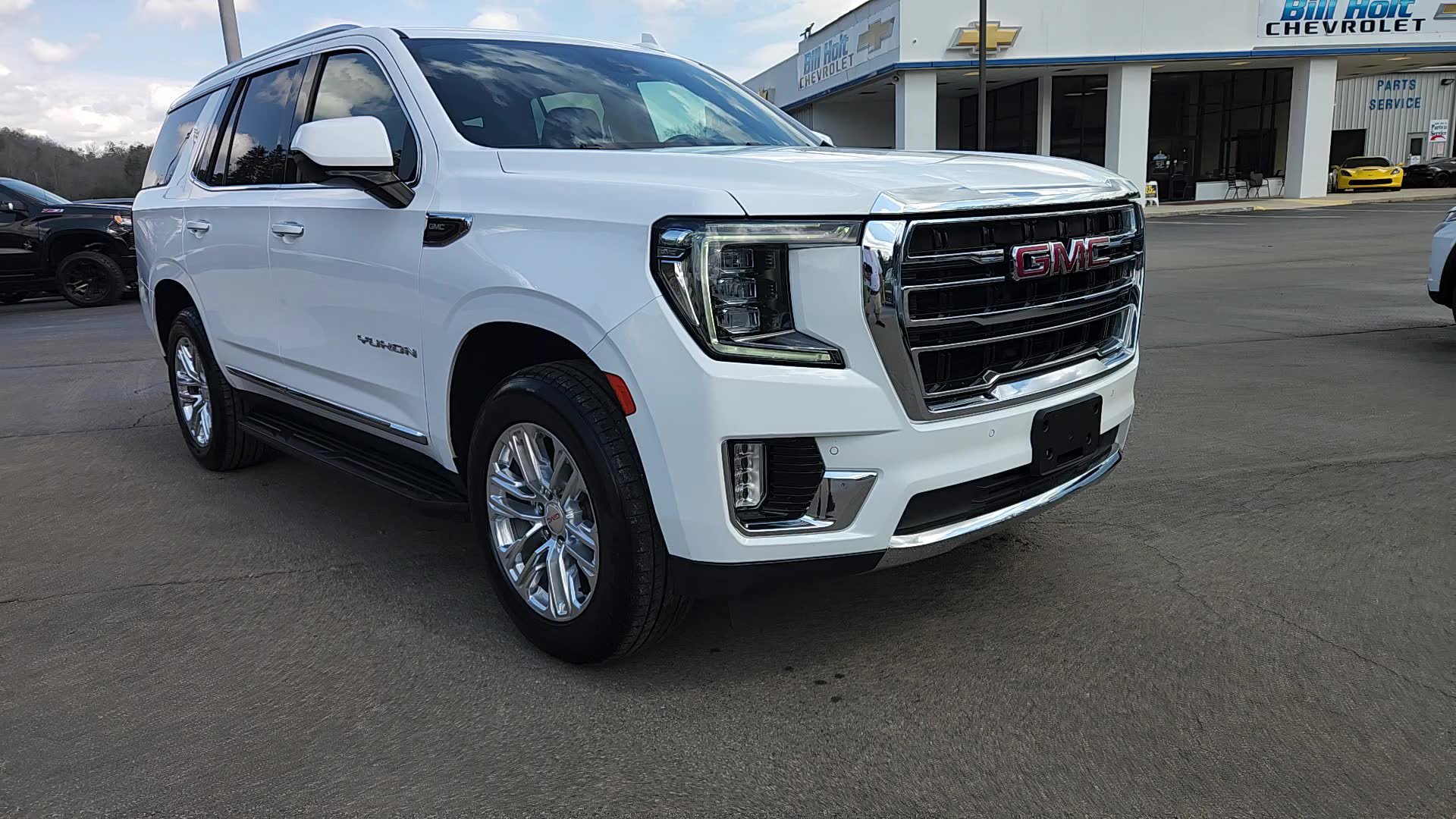 Used 2024 GMC Yukon SLT AWD/4WD image 4