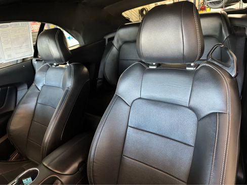Used 2017 Ford Mustang GT Premium RWD image 24
