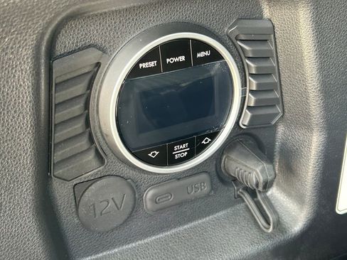 Used 2025 Lexus GX 550 AWD/4WD image 14
