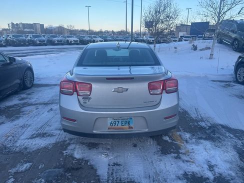 Used 2015 Chevrolet Malibu LT w/ Power Convenience Package image 5