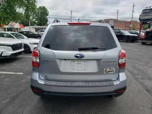 Used 2016 Subaru Forester 2.5i Premium AWD/4WD image 4
