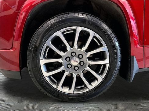 Used 2023 GMC Acadia Denali w/ Denali Ultimate Package image 30