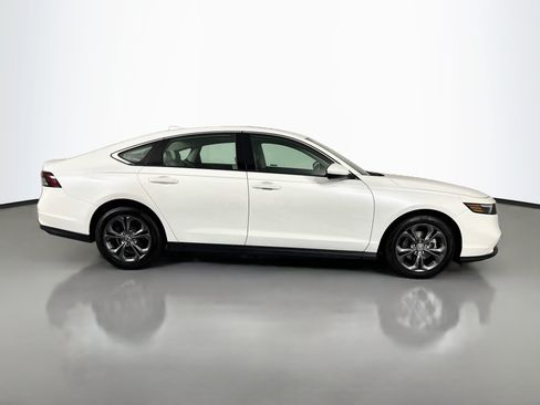 Certified 2024 Honda Accord EX image 4