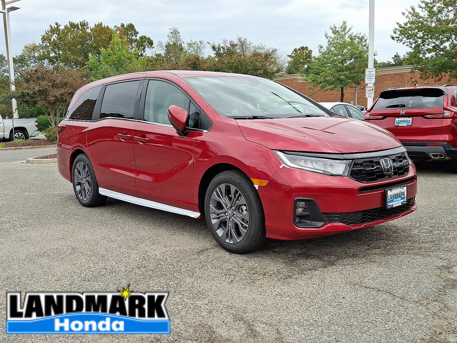 New 2027 Honda Odyssey Touring image 2