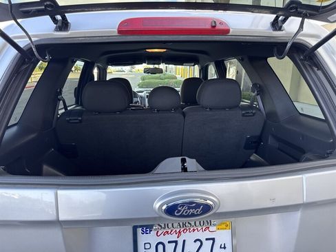 Used 2009 Ford Escape XLT image 16