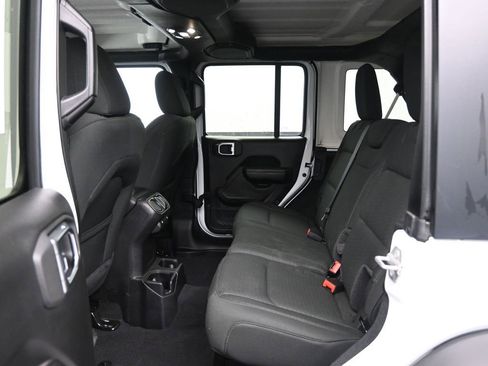 Used 2020 Jeep Wrangler Unlimited Sport S image 30