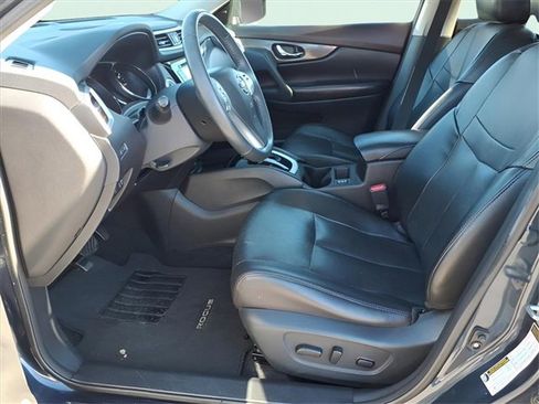 Used 2015 Nissan Rogue SL w/ SL Premium Package image 7