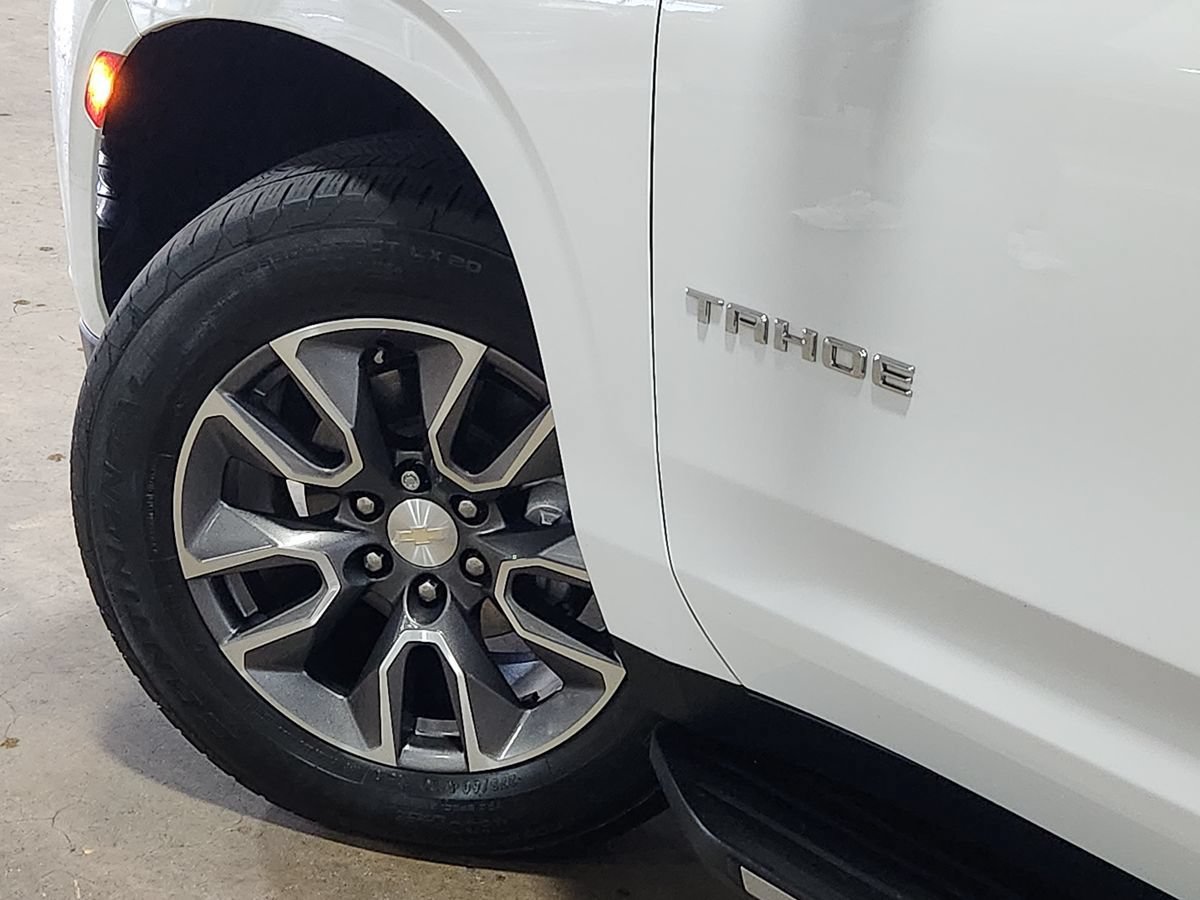 Used 2022 Chevrolet Tahoe LT w/ Luxury Package AWD/4WD image 20