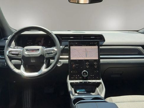 Used 2025 GMC Terrain Elevation AWD/4WD image 9