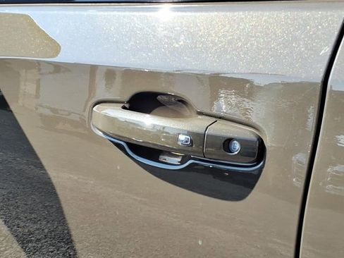 Certified 2024 GMC Sierra 1500 AT4 w/ Technology Package image 17