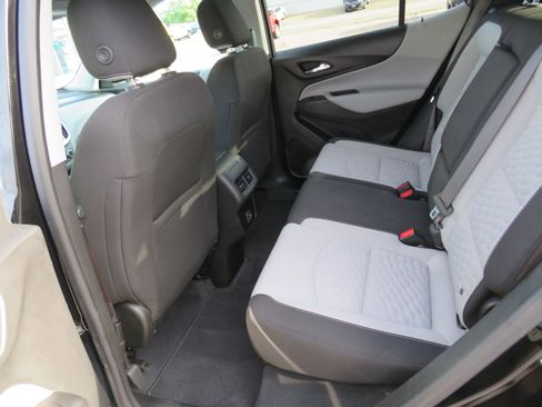 Used 2021 Chevrolet Equinox LT image 8