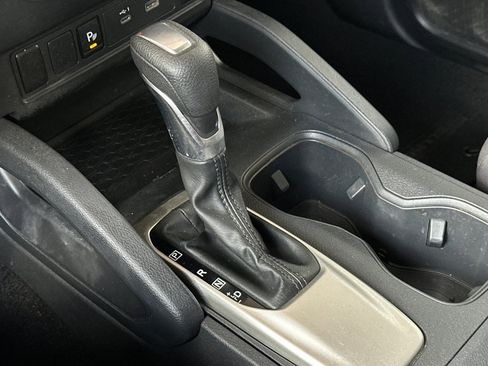 Used 2022 Nissan Frontier S w/ Technology Package image 19