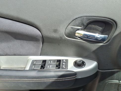 Used 2013 Chrysler 200 S image 13