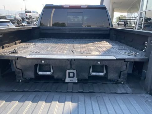 Certified 2020 GMC Sierra 1500 Elevation w/ Elevation Value Package AWD/4WD image 16