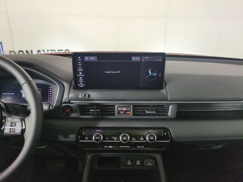 New 2026 Honda Pilot Touring image 18