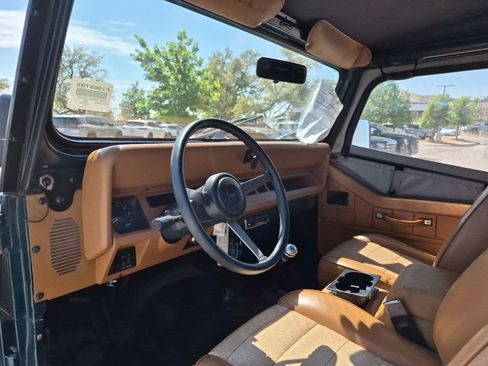 Used 1995 Jeep Wrangler S image 18