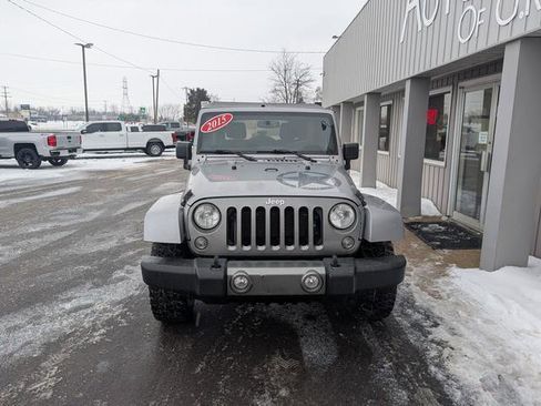 Used 2015 Jeep Wrangler Unlimited Sport image 7