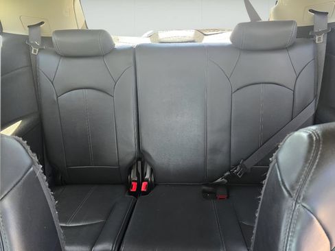 Used 2014 Chevrolet Traverse LT AWD/4WD image 13