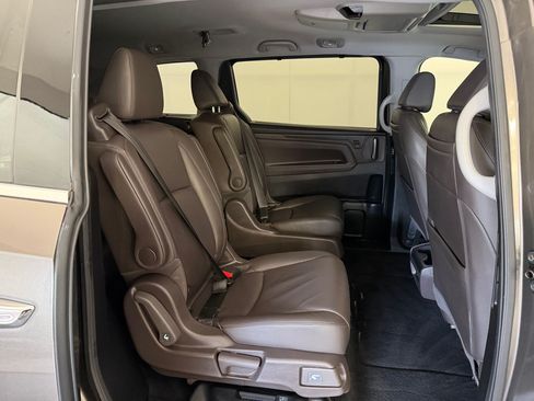 Used 2019 Honda Odyssey Elite image 32