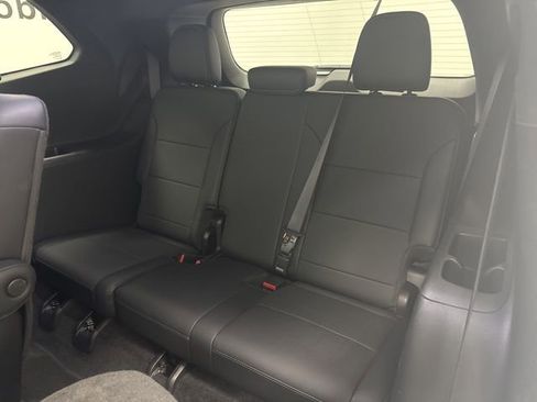 Used 2025 Buick Enclave Preferred image 28