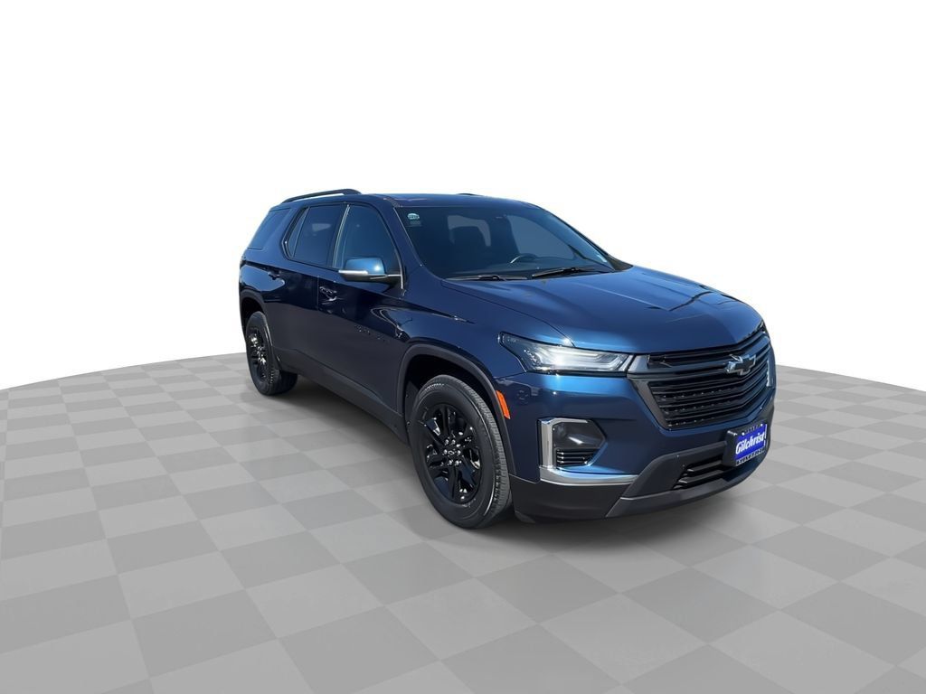 Used 2023 Chevrolet Traverse LT w/ Midnight/Sport Edition AWD/4WD image 2