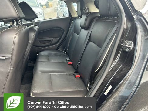 Used 2013 Ford Fiesta Titanium FWD image 7