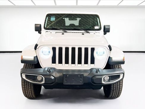 Used 2022 Jeep Wrangler Unlimited Sahara w/ LED Lighting Group AWD/4WD image 2