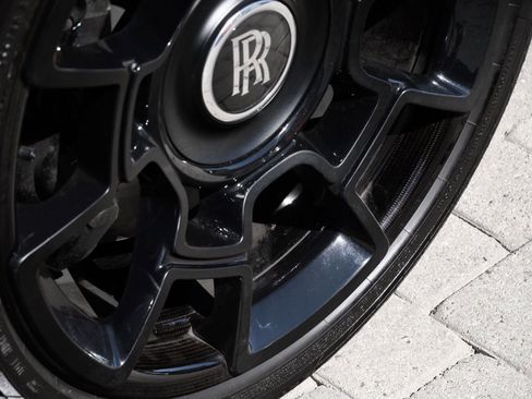 Certified 2018 Rolls-Royce Wraith RWD image 22