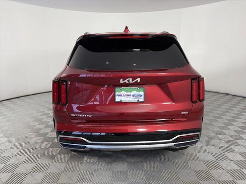 Used 2023 Kia Sorento SX image 6