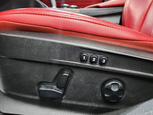 Used 2017 Alfa Romeo Giulia Ti image 10