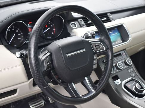 Used 2019 Land Rover Range Rover Evoque HSE Dynamic image 6