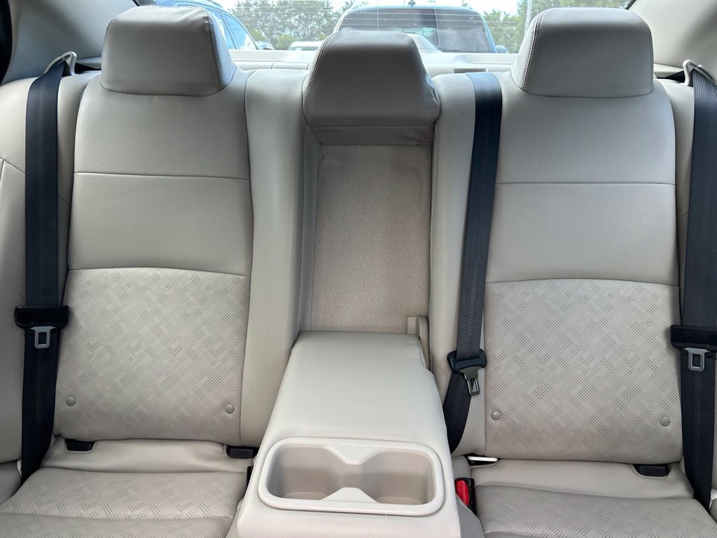Used 2024 Nissan Altima 2.5 SL FWD image 13