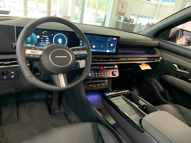 New 2026 Hyundai Tucson Limited AWD/4WD image 13