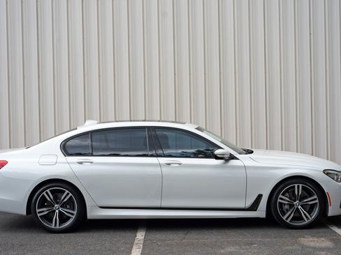Used 2019 BMW 740i w/ M Sport Package RWD image 55