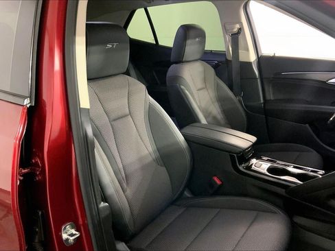 Used 2023 Buick Envision Preferred w/ Sport Touring Package AWD/4WD image 7