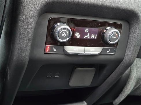 New 2026 Chevrolet Traverse RS image 25