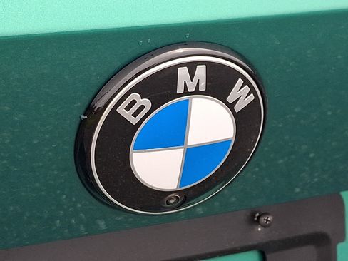 Used 2025 BMW M4 Coupe w/ Executive Package RWD image 32