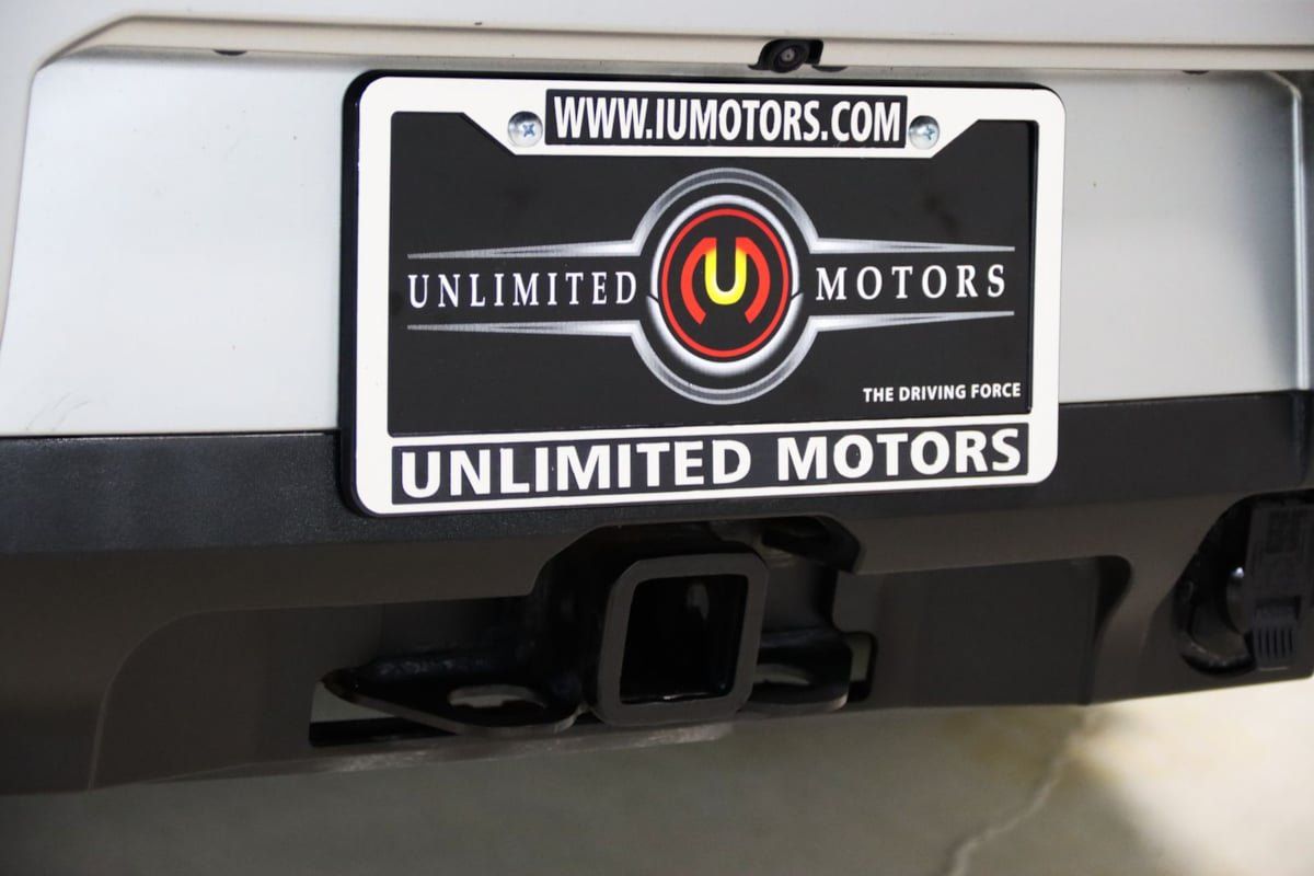 Used 2022 Nissan Pathfinder Platinum AWD/4WD image 4