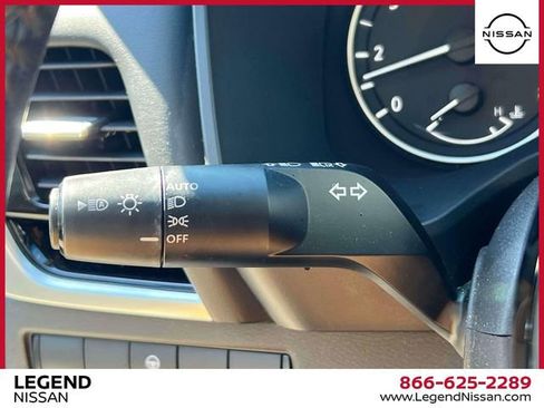 Used 2023 Nissan Rogue SL w/ SL Premium Package AWD/4WD image 23
